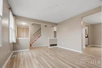 1314 Waycross Road, Forest Park, OH 45240 - Photo 3