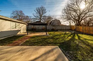 4518 Harbison St, Miami Township, OH 45439 - Photo 41