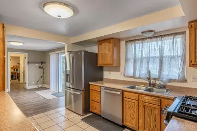 646 Marieda Drive, Union Township, OH 45245 - Photo 7