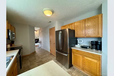 250 Hartford Court, Hamilton Township, OH 45039 - Photo 15