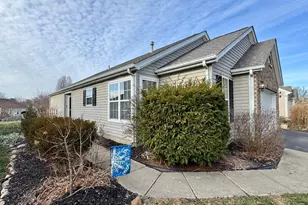 250 Hartford Ct, Hamilton Township, OH 45039 - Photo 3