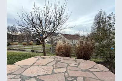 250 Hartford Court, Hamilton Township, OH 45039 - Photo 39