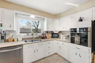 5425 Ruddy Ct, Cincinnati, OH 45239 - Photo 11