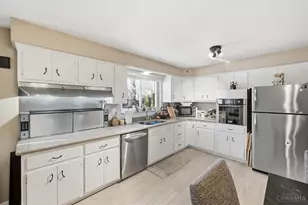 5425 Ruddy Ct, Cincinnati, OH 45239 - Photo 9