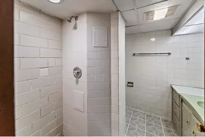 77 E Handel Lane, Green Township, OH 45218 - Photo 19