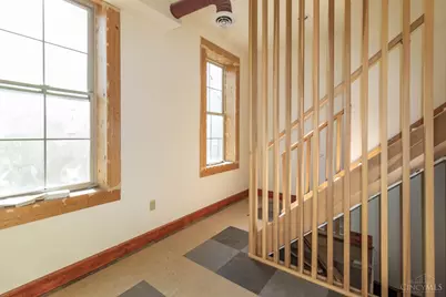 818 Livingston Street, Cincinnati, OH 45214 - Photo 23