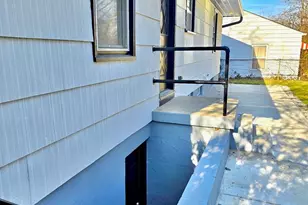 5940 Kenneth Ave, Cincinnati, OH 45224 - Photo 13