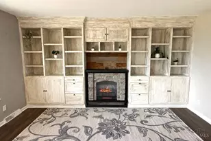 6189 Lesourdsville West Chester Rd, Liberty Township, OH 45011 - Photo 7