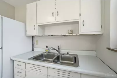 4413 Hunt Road, Blue Ash, OH 45242 - Photo 11