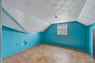 1127 W North Bend Rd, Cincinnati, OH 45224 - Photo 27