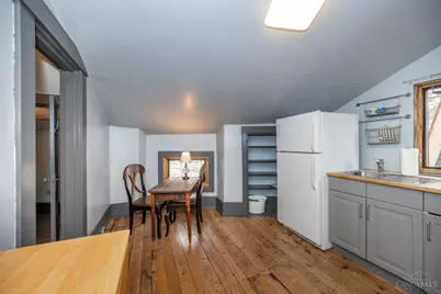 104 W Clifton Avenue, Cincinnati, OH 45202 - Photo 57