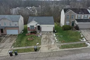 2329 Garrison Dr, Springfield Township, OH 45231 - Photo 3