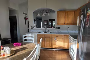 2329 Garrison Dr, Springfield Township, OH 45231 - Photo 7