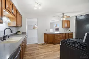 4152 Larchview Dr, Sycamore Township, OH 45236 - Photo 9