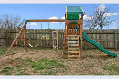 1885 Campbell Drive, Aberdeen, OH 45101 - Photo 9