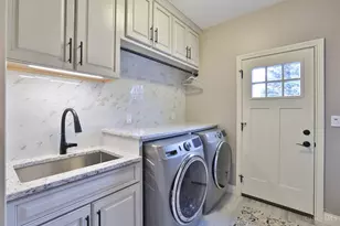 7127 Southampton Ln, West Chester, OH 45069 - Photo 23