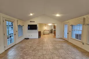 22 Hughes Ct, Hamilton, OH 45013 - Photo 15