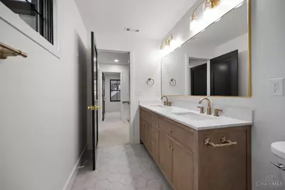 7025 Wallace Avenue, Madeira, OH 45243 - Photo 35