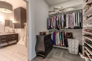 400 Pike St, Cincinnati, OH 45202 - Photo 23