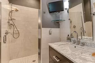 400 Pike St, Cincinnati, OH 45202 - Photo 21