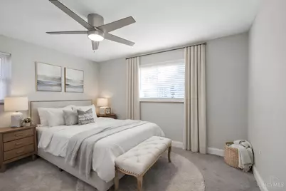 6097 W Fordham Place, Silverton, OH 45213 - Photo 11