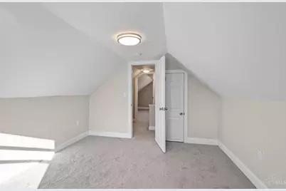 6097 W Fordham Place, Silverton, OH 45213 - Photo 17