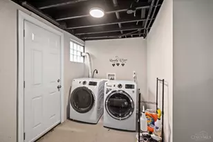 6097 W Fordham Pl, Silverton, OH 45213 - Photo 25