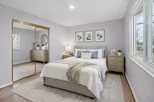 9925 Grasscreek Ct, Colerain Township, OH 45231 - Photo 17