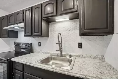 9925 Grasscreek Court, Colerain Township, OH 45231 - Photo 13