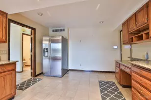 1325 Carlin Ct, Fairfield, OH 45014 - Photo 17