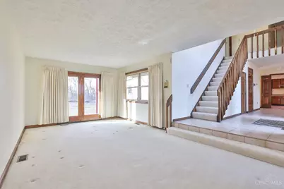 1325 Carlin Court, Fairfield, OH 45014 - Photo 7