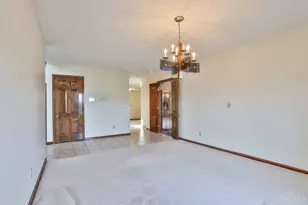 1325 Carlin Ct, Fairfield, OH 45014 - Photo 13