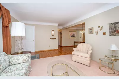 5679 Hollowview Court, Delhi Township, OH 45233 - Photo 7