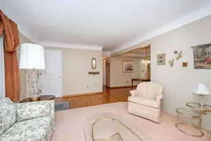 5679 Hollowview Ct, Delhi Township, OH 45233 - Photo 7