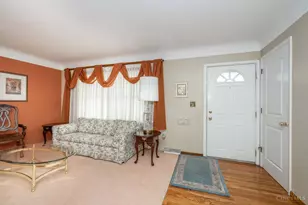 5679 Hollowview Ct, Delhi Township, OH 45233 - Photo 5