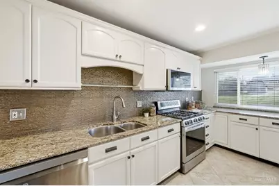 10882 Willfleet Drive, Sharonville, OH 45241 - Photo 15