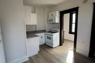 2241 Burnet Ave, Cincinnati, OH 45219 - Photo 5