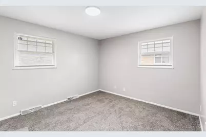 3121 Mary Jane Drive, Green Township, OH 45211 - Photo 15