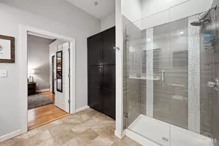 1150 Vine St, Cincinnati, OH 45202 - Photo 13