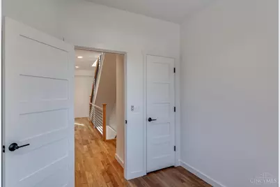 5760 Sanctuary Place, Cincinnati, OH 45230 - Photo 7