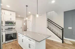 5328 Lester Rd, Cincinnati, OH 45213 - Photo 7