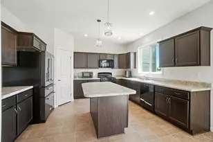 7120 Quellin Blvd, Hamilton Township, OH 45039 - Photo 9