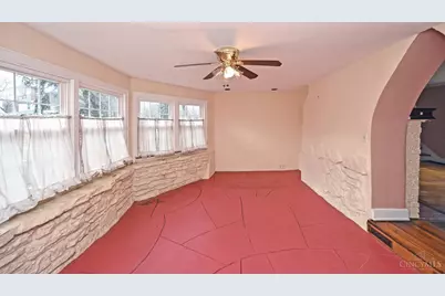 1266 Avon Drive, Cincinnati, OH 45229 - Photo 35