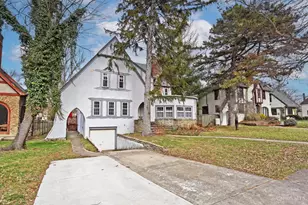 1266 Avon Dr, Cincinnati, OH 45229 - Photo 9