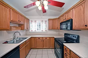 1266 Avon Dr, Cincinnati, OH 45229 - Photo 39