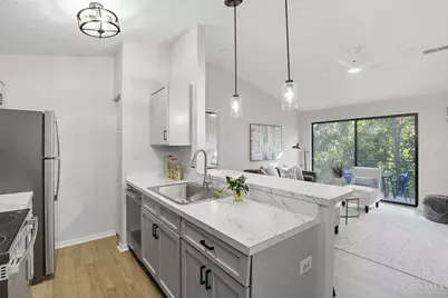 1544 W Galbraith Road #211, Cincinnati, OH 45231 - Photo 11