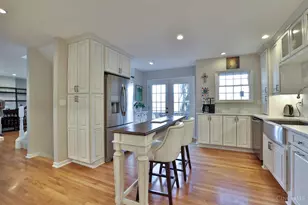 5570 Windridge Dr, Columbia Township, OH 45243 - Photo 13