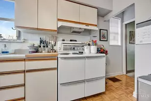 1646 Tuxworth Ave, Cincinnati, OH 45238 - Photo 17