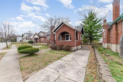 1933 Lawn Avenue, Cincinnati, OH 45237 - Photo 3