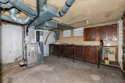 1933 Lawn Avenue, Cincinnati, OH 45237 - Photo 11